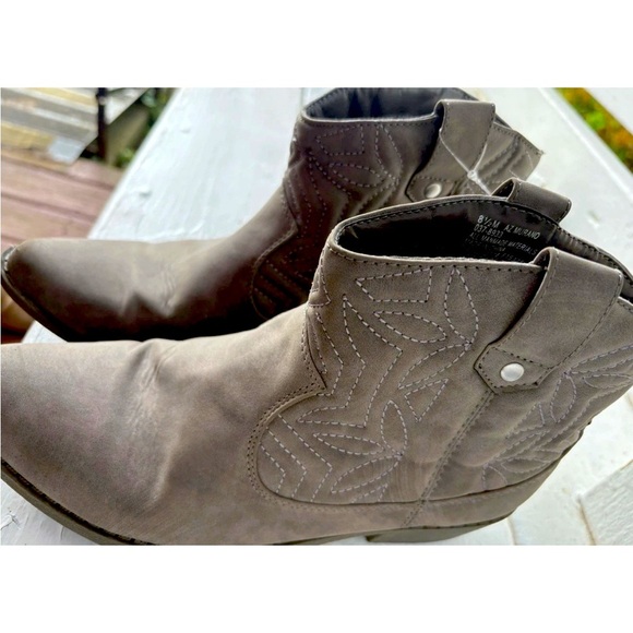 Arizona Murano Cowboy Boots, Block Heel, Slip-on - Picture 4 of 5